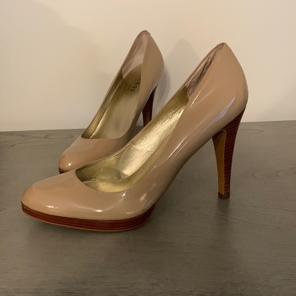 Guess Tan Wood Heel